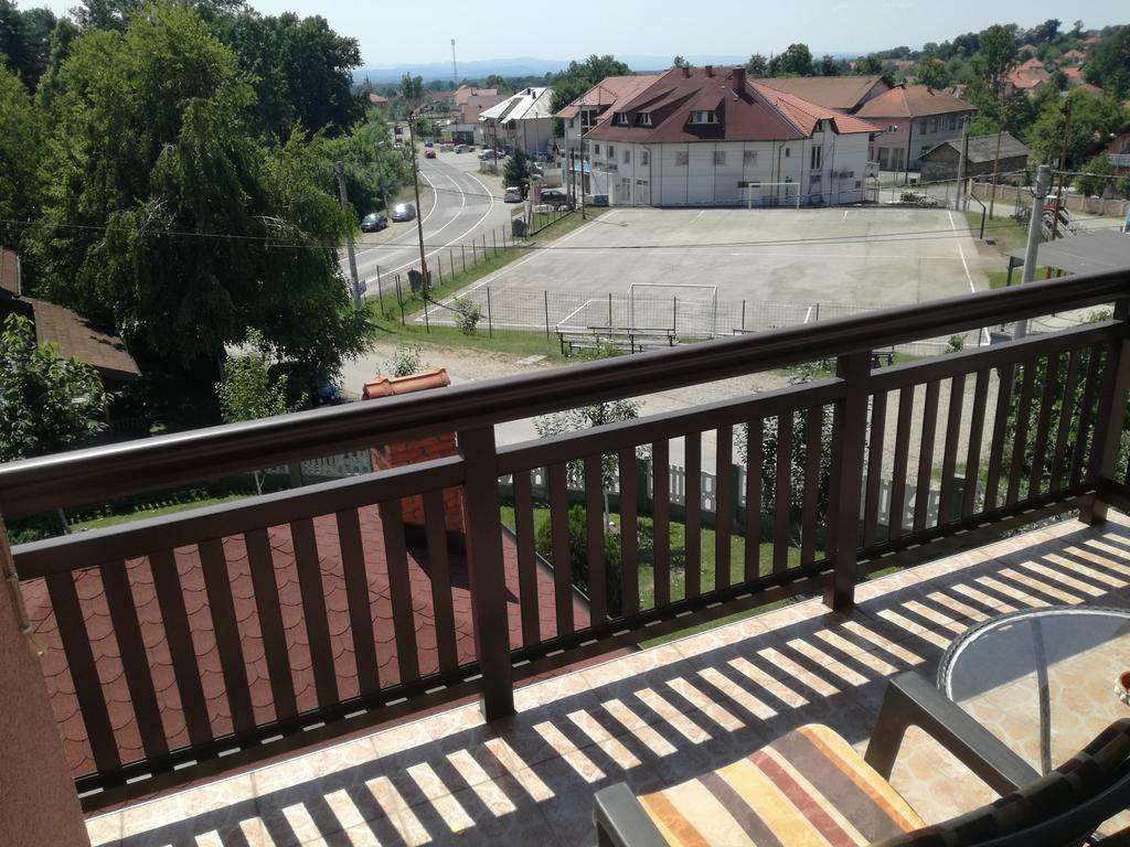 Apartments Dedic Dubrave Gornje Exteriér fotografie