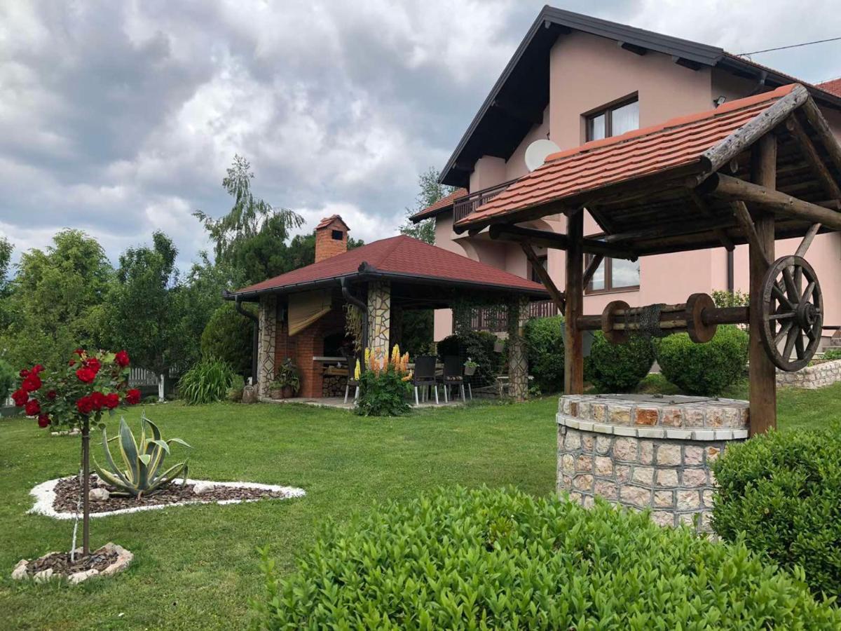 Apartments Dedic Dubrave Gornje Exteriér fotografie